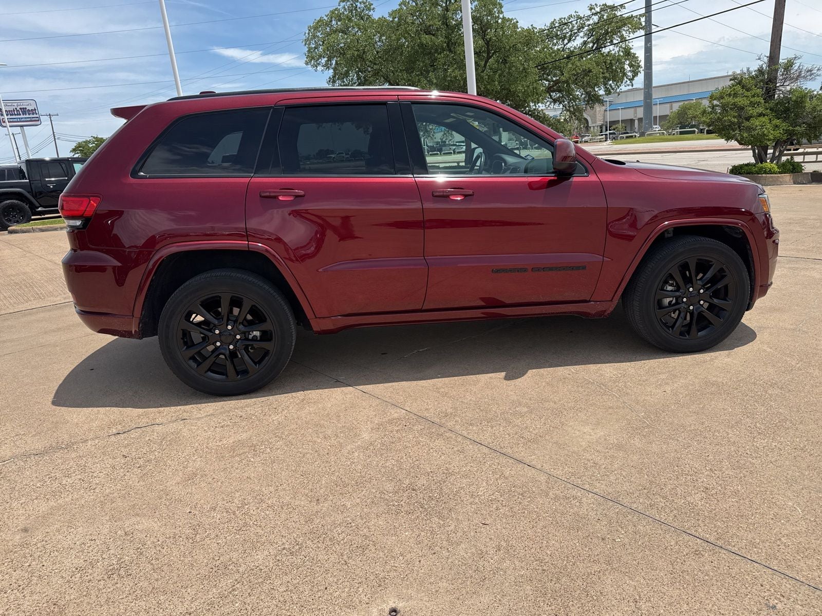 2020 Jeep Grand Cherokee Altitude