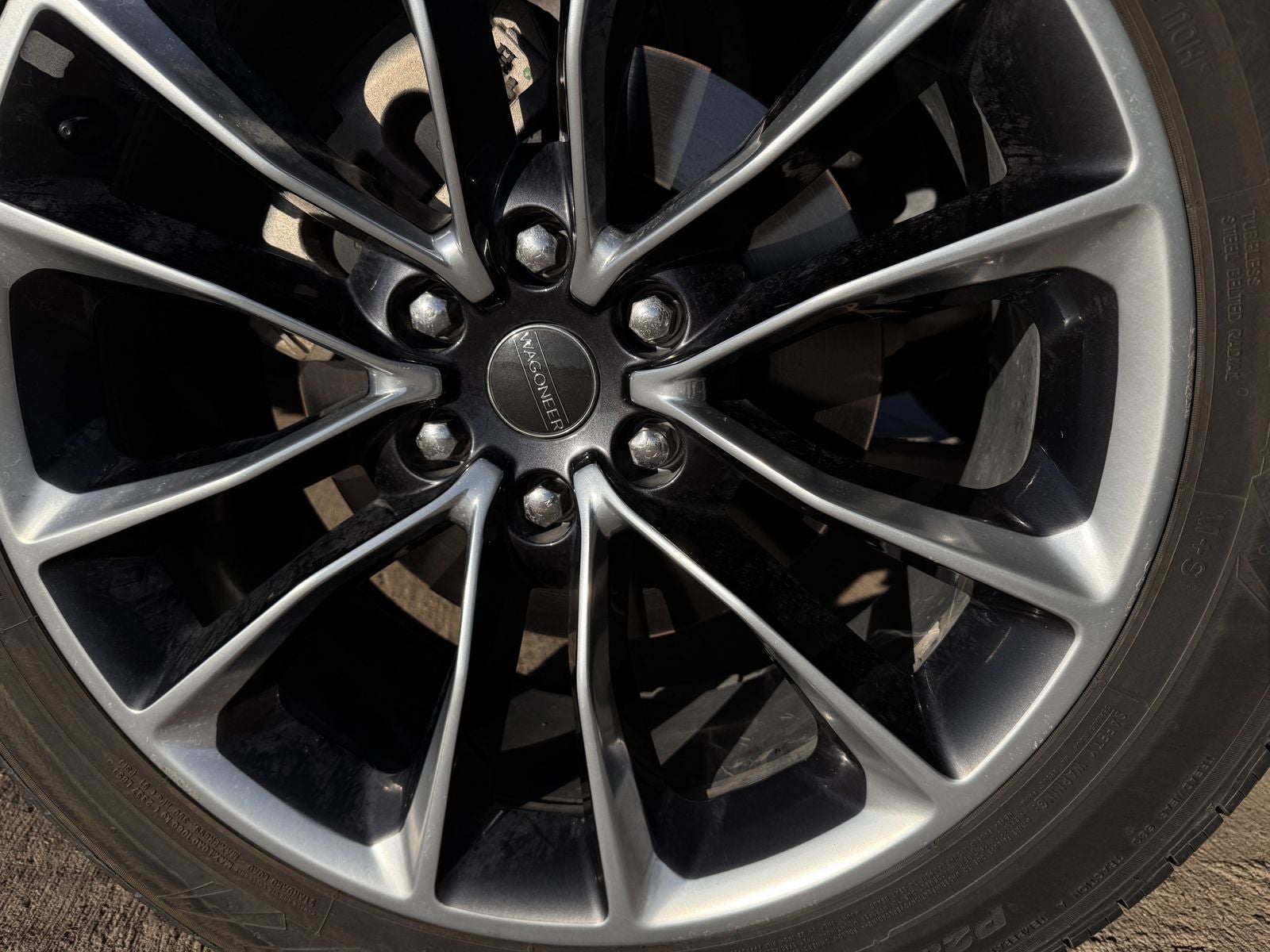 2022 Jeep Wagoneer Series II