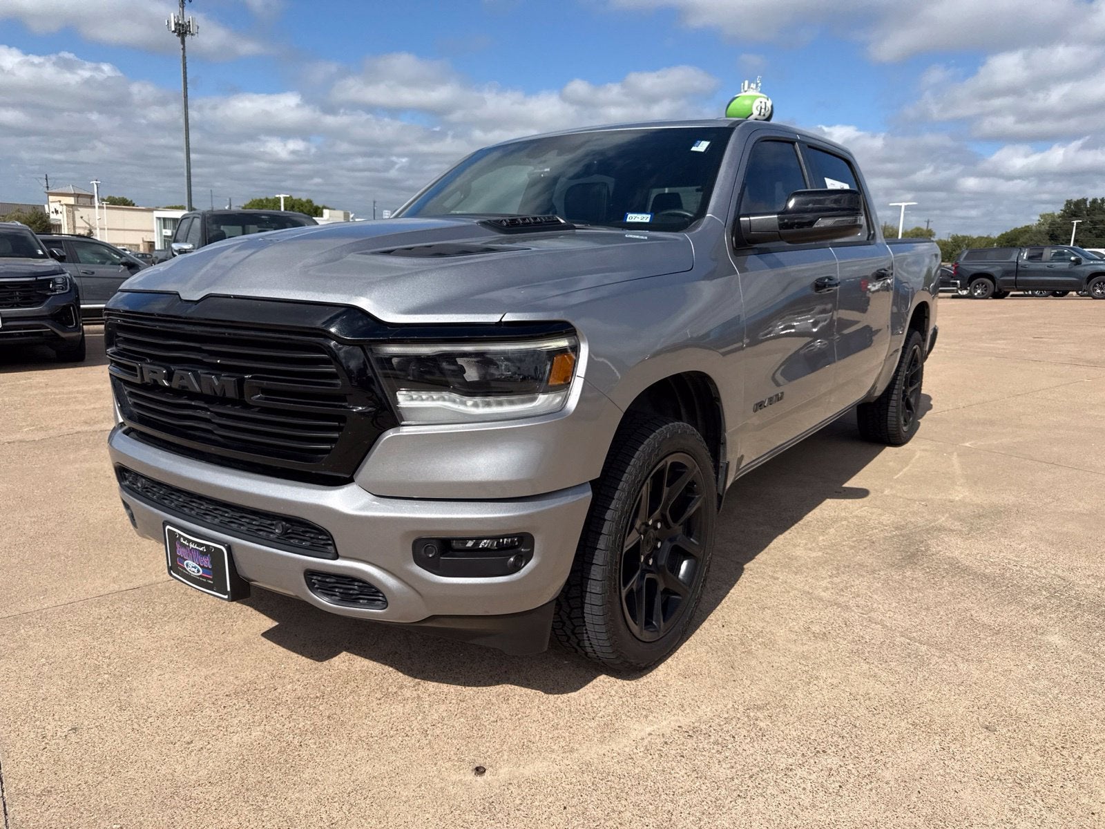 2024 RAM 1500 Laramie
