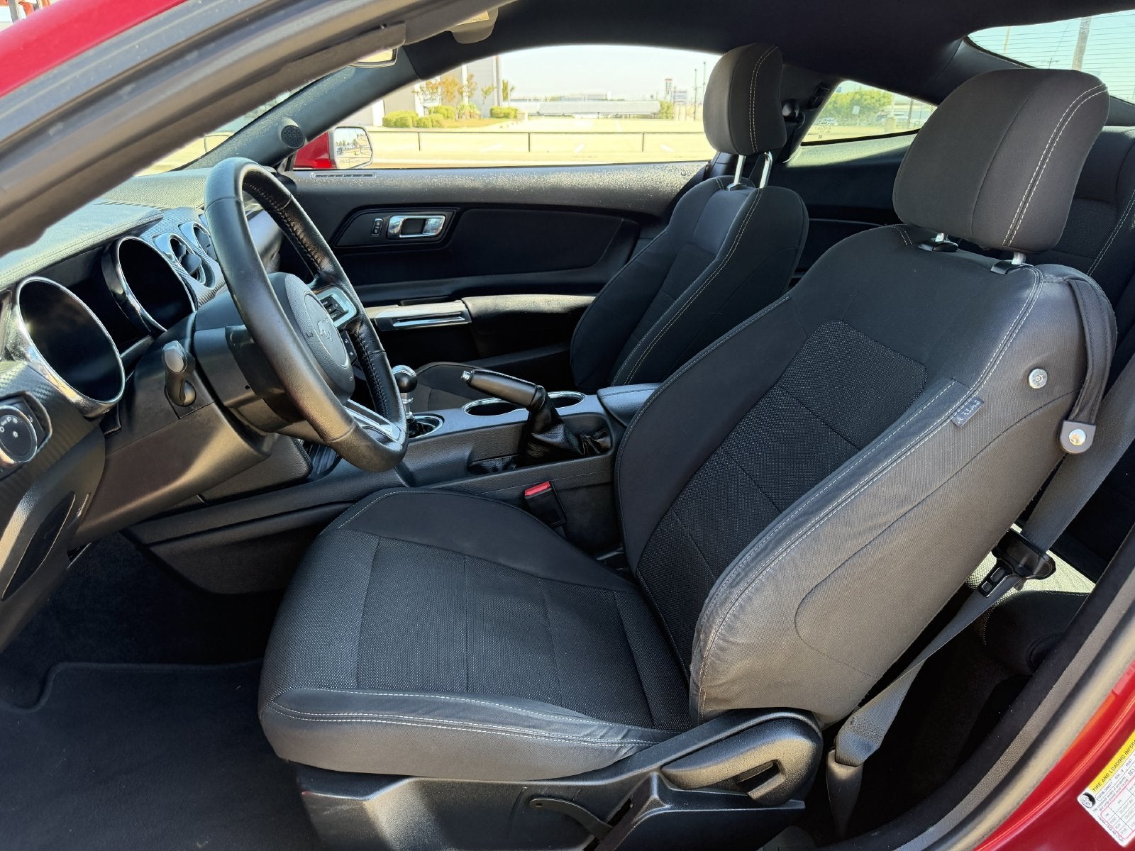 2017 Ford Mustang V6
