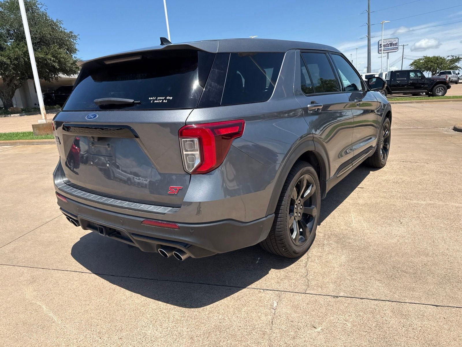 2022 Ford Explorer ST