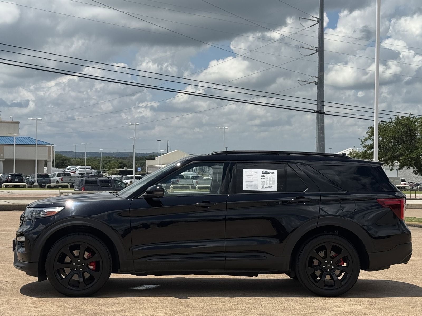 2023 Ford Explorer ST