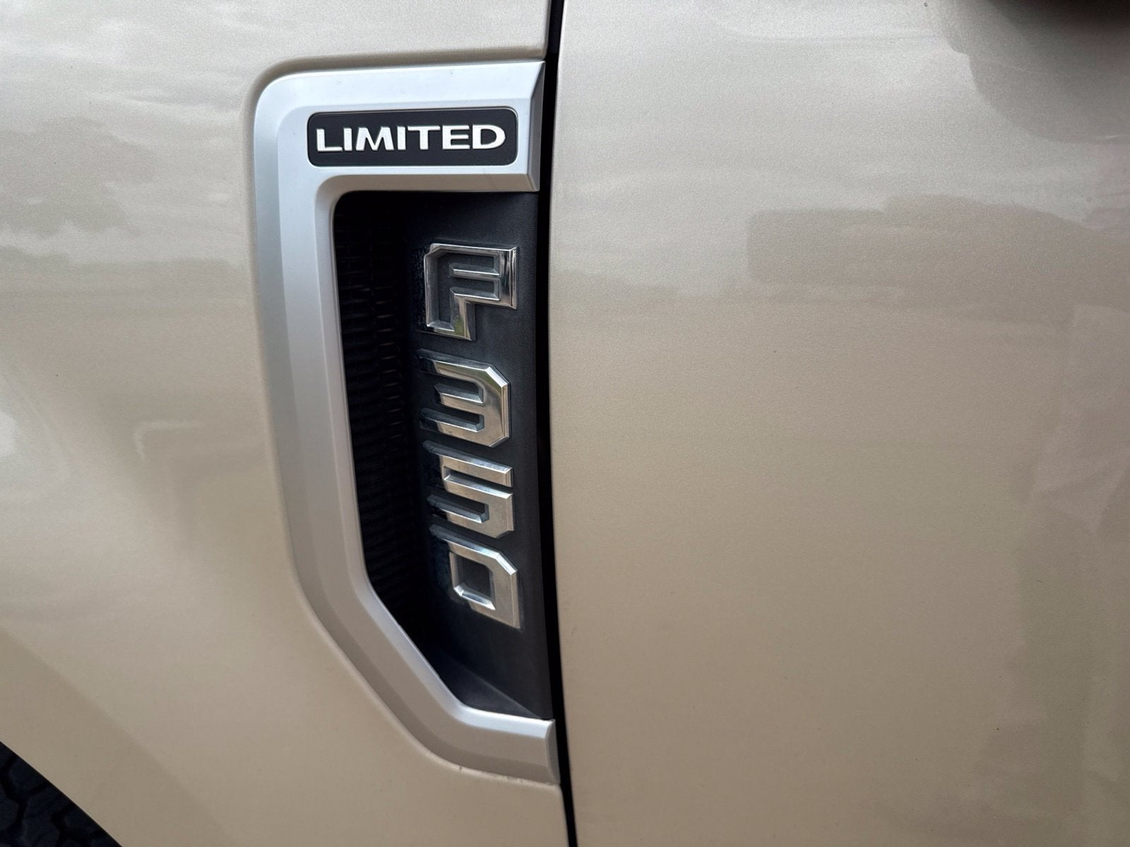 2018 Ford F-350SD Limited