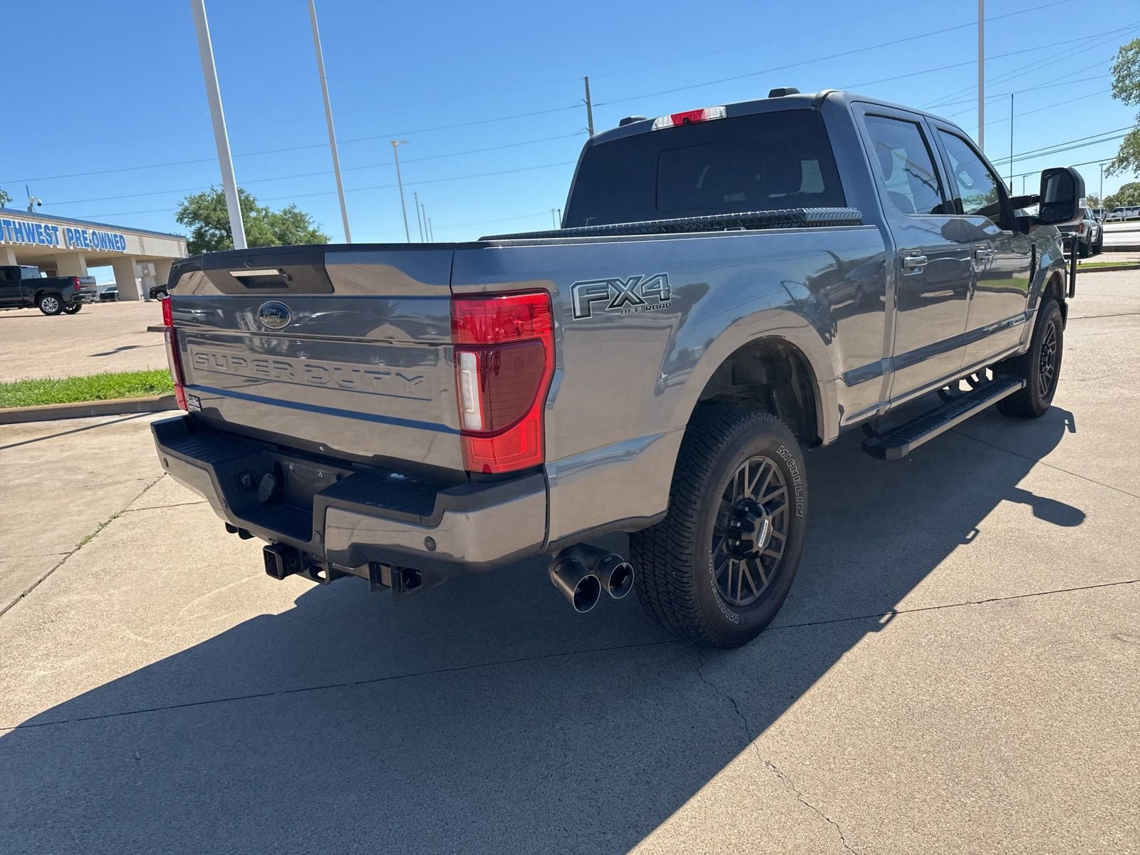 2022 Ford F-350SD Lariat