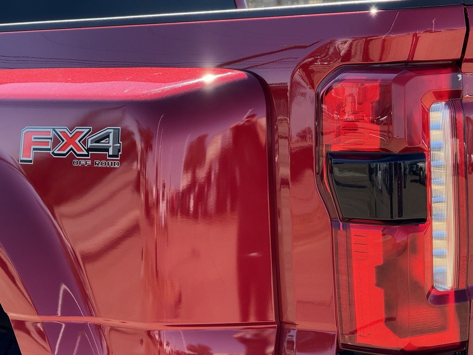 2023 Ford F-350SD Lariat DRW