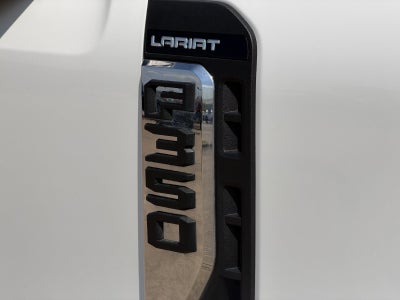 2025 Ford F-350SD Lariat DRW