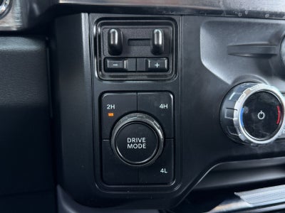 2025 Ford F-350SD Lariat DRW