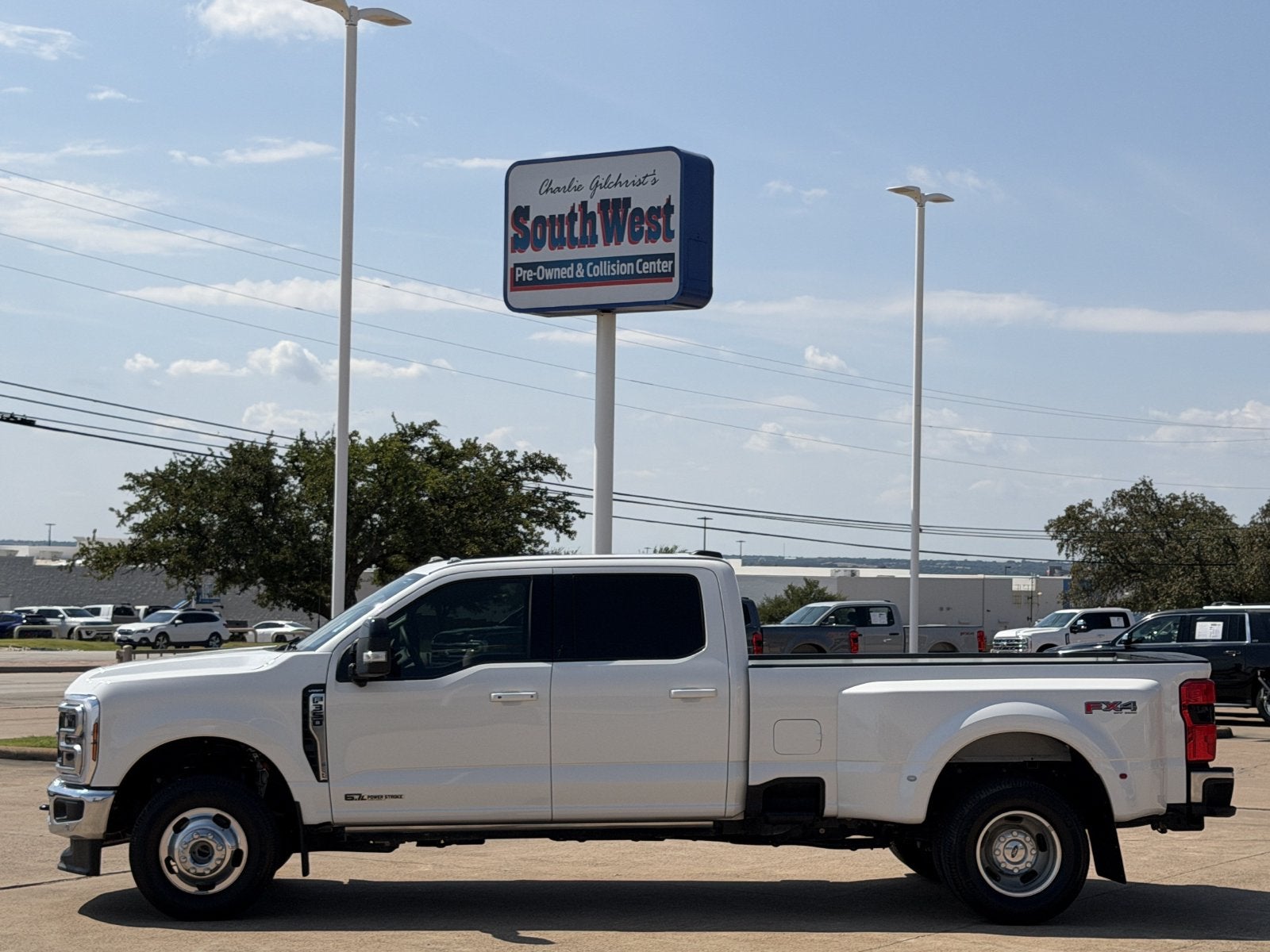 2025 Ford F-350SD Lariat DRW