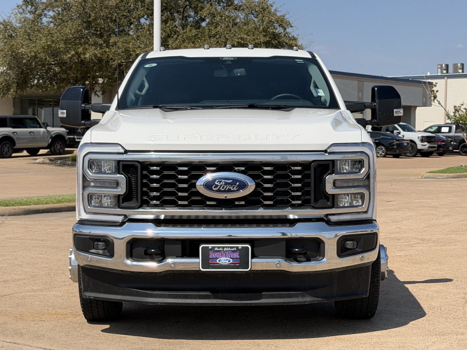 2025 Ford F-350SD Lariat DRW