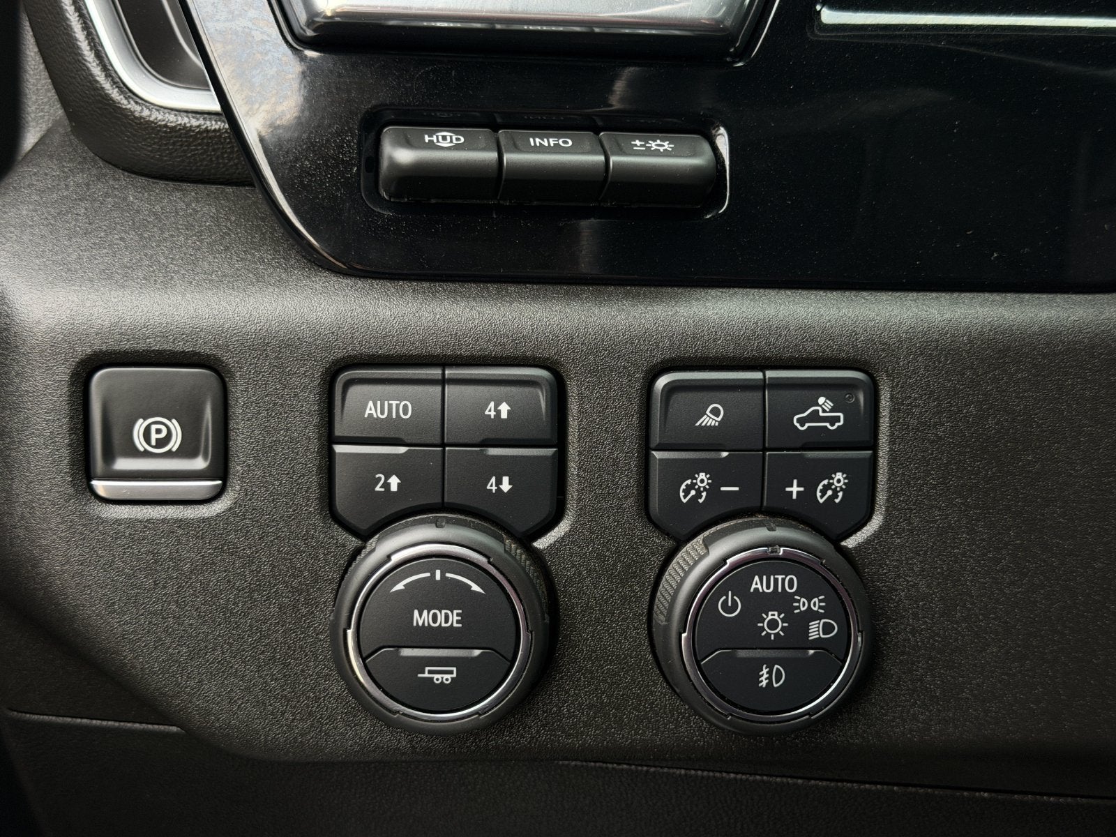 2025 Chevrolet Silverado 3500HD High Country