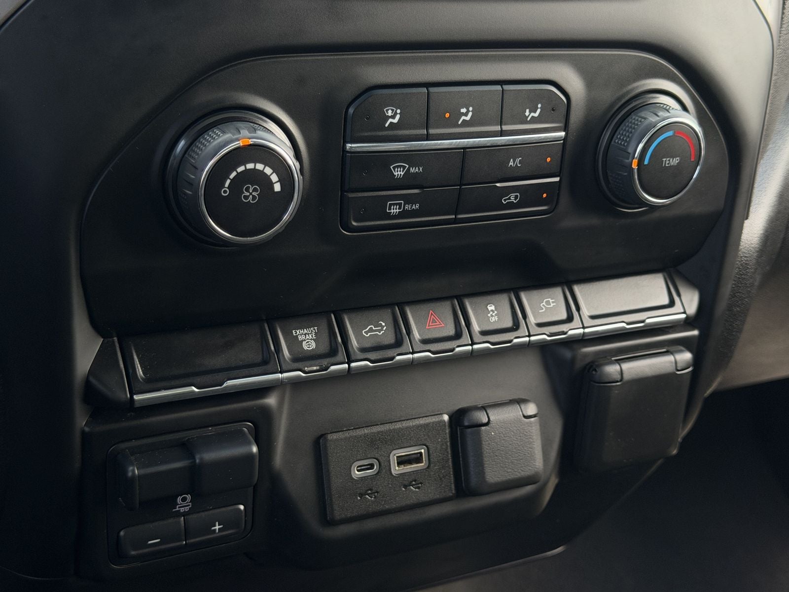 2022 Chevrolet Silverado 2500HD Custom