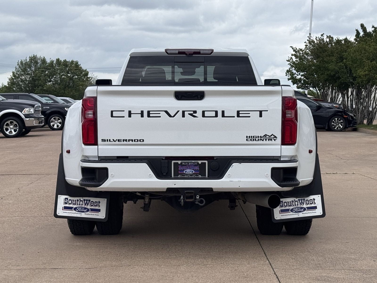 2024 Chevrolet Silverado 3500HD High Country