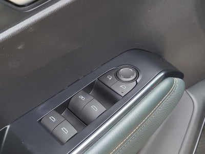 2024 GMC Acadia AT4