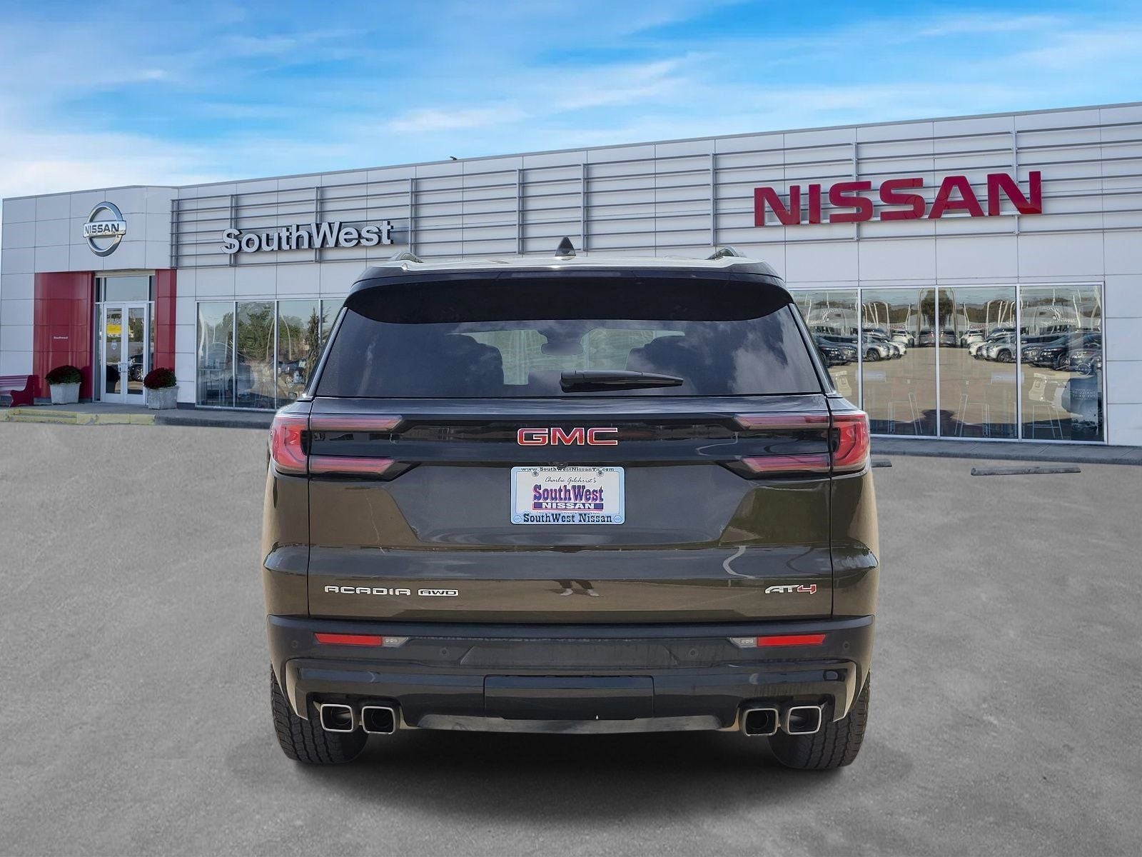 2024 GMC Acadia AT4