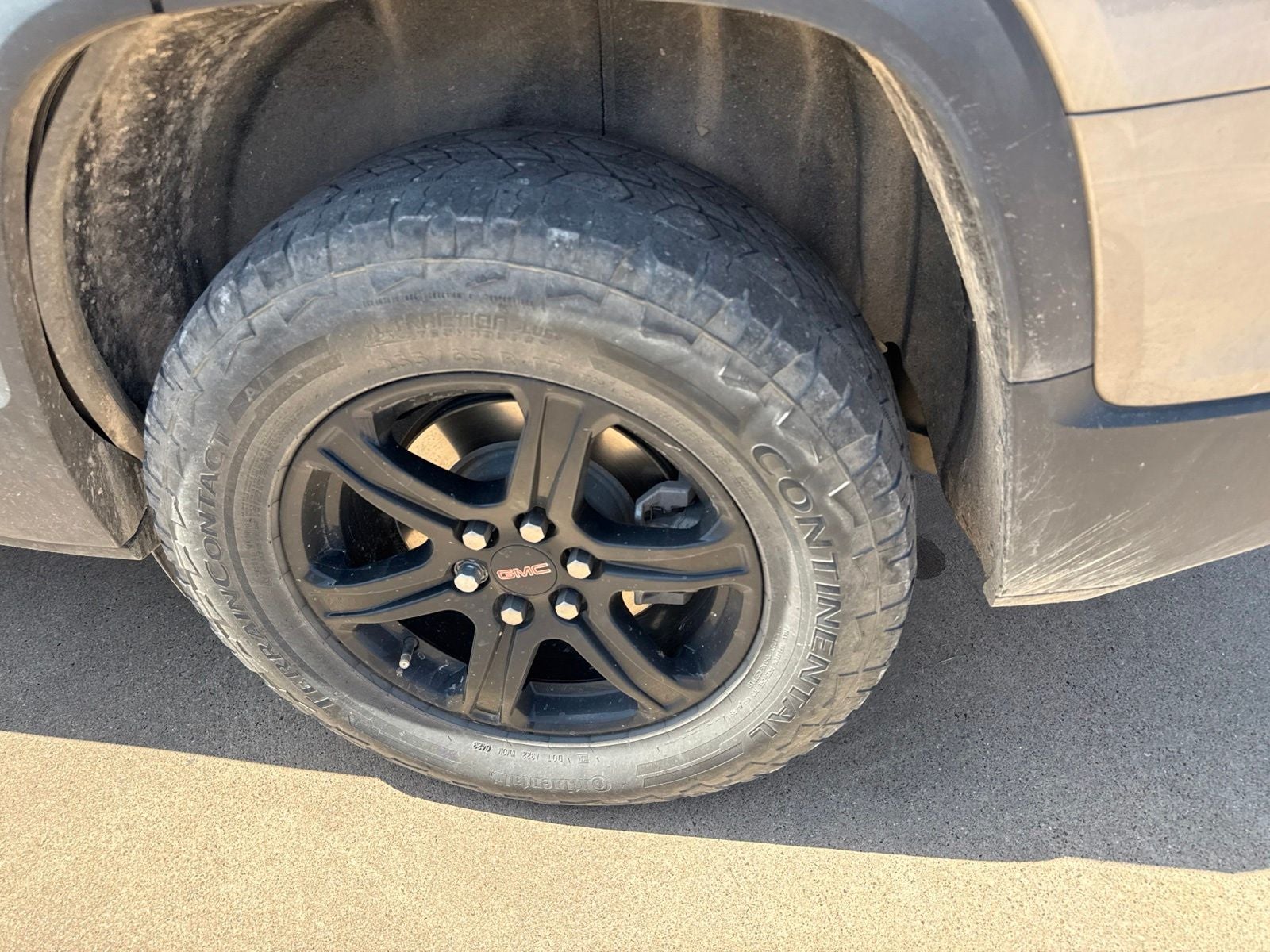 2023 GMC Acadia AT4