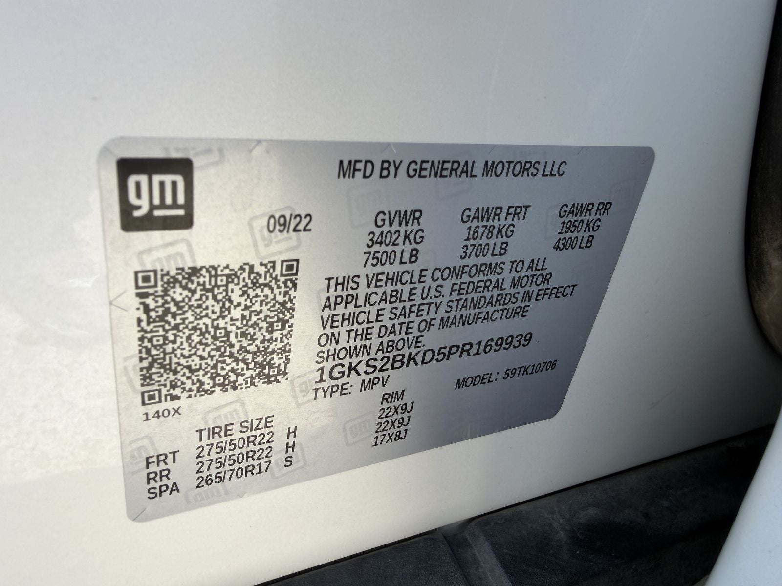 2023 GMC Yukon SLT
