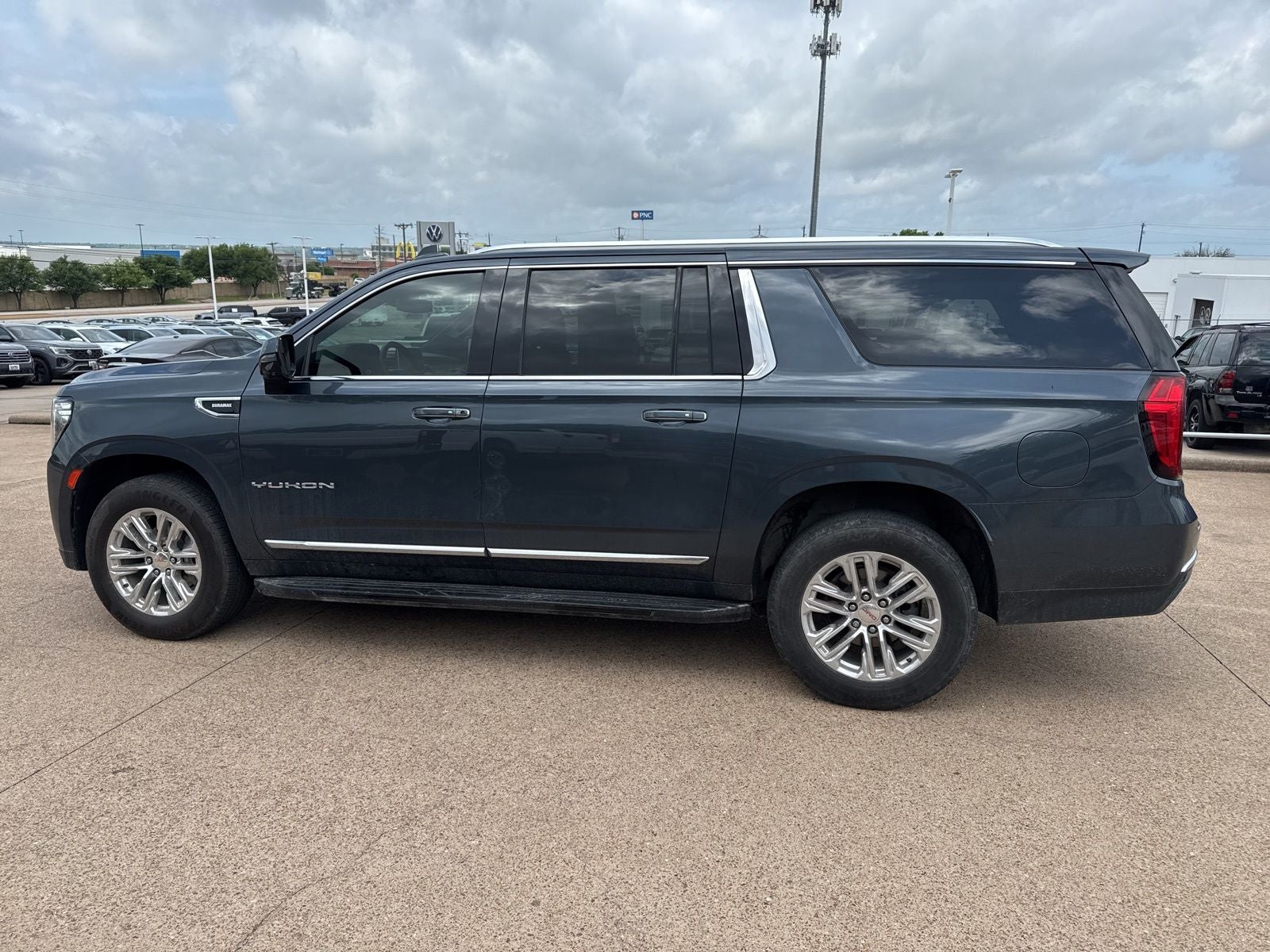 2021 GMC Yukon XL SLT