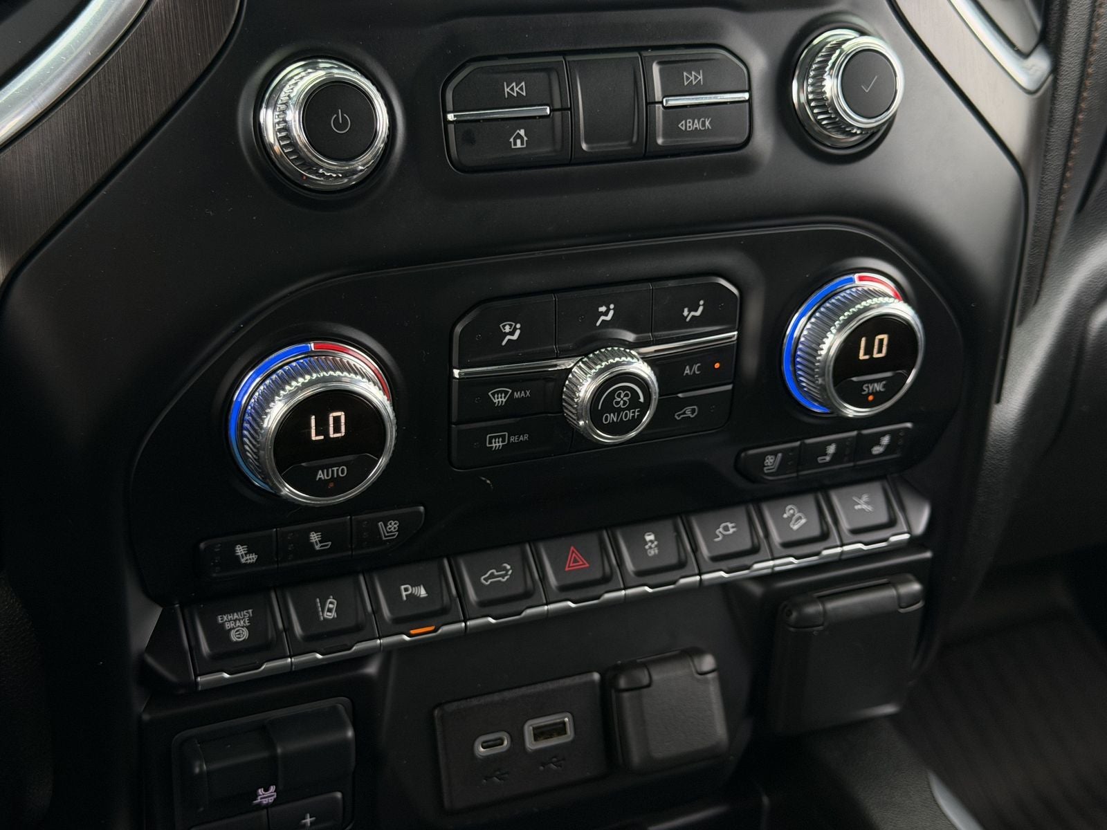 2022 GMC Sierra 2500HD AT4