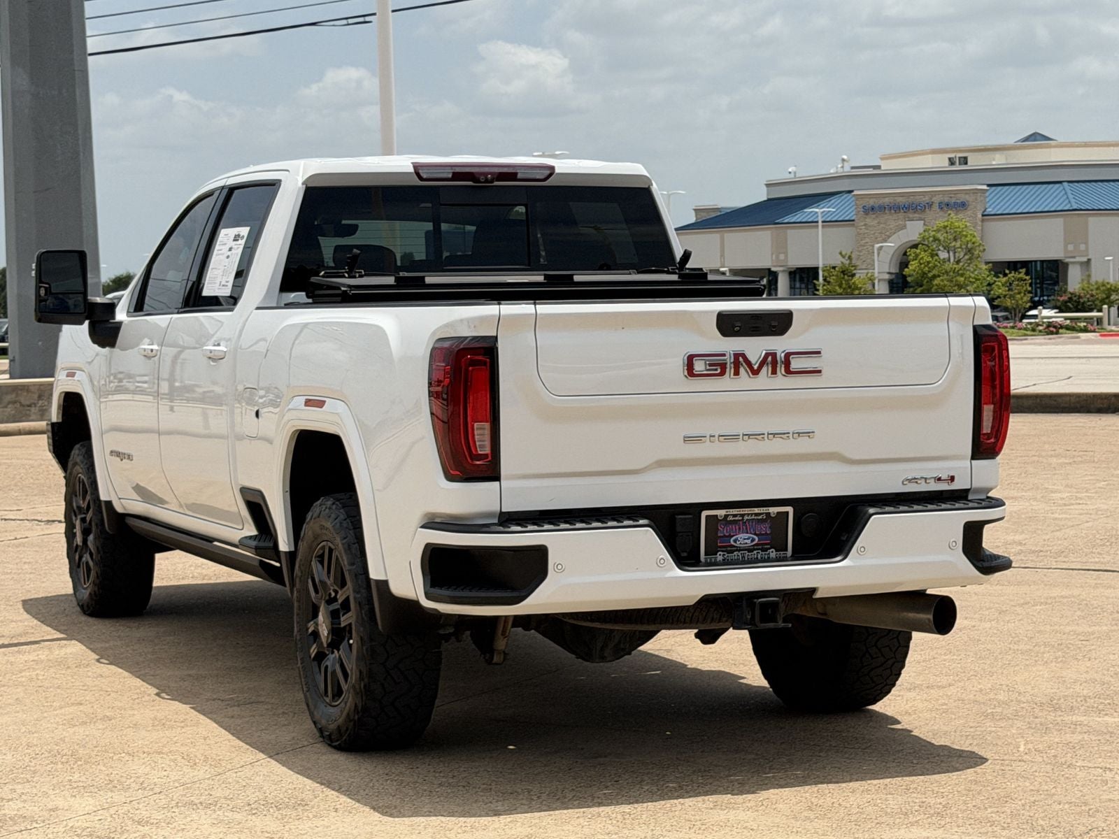 2022 GMC Sierra 2500HD AT4
