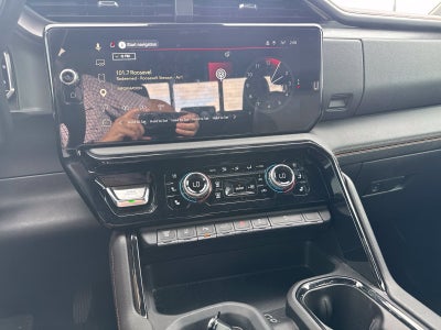 2025 GMC Sierra 3500HD AT4
