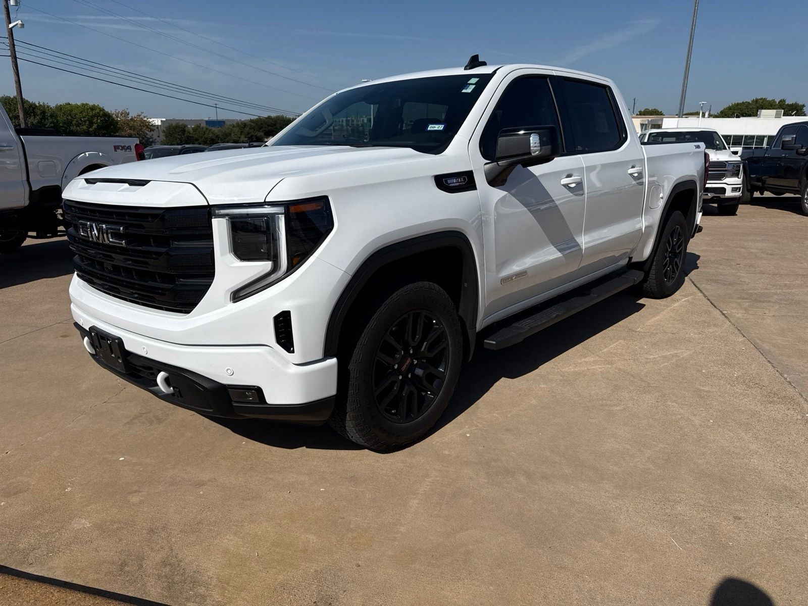 2025 GMC Sierra 1500 Elevation