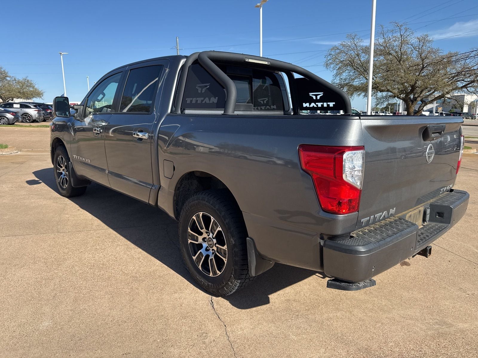 2020 Nissan Titan SV