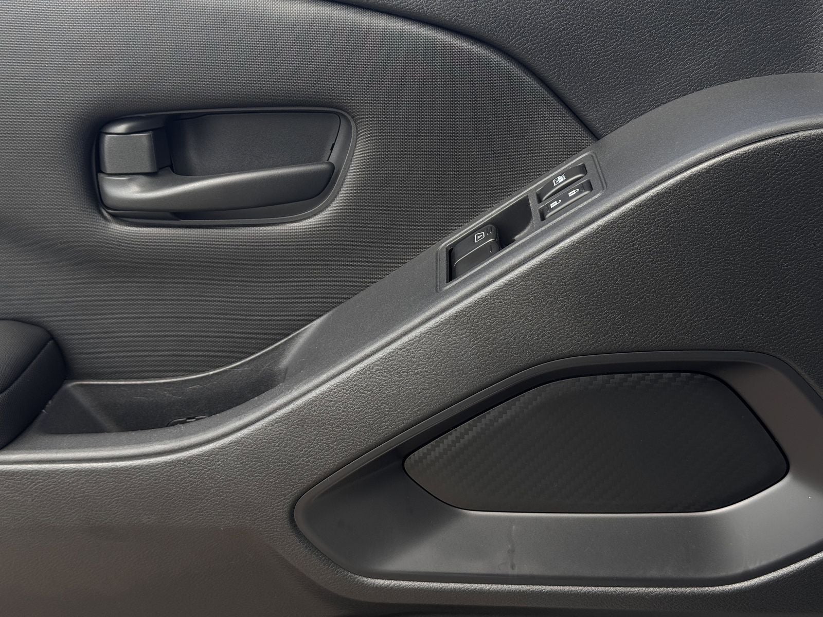 2023 Nissan Frontier S