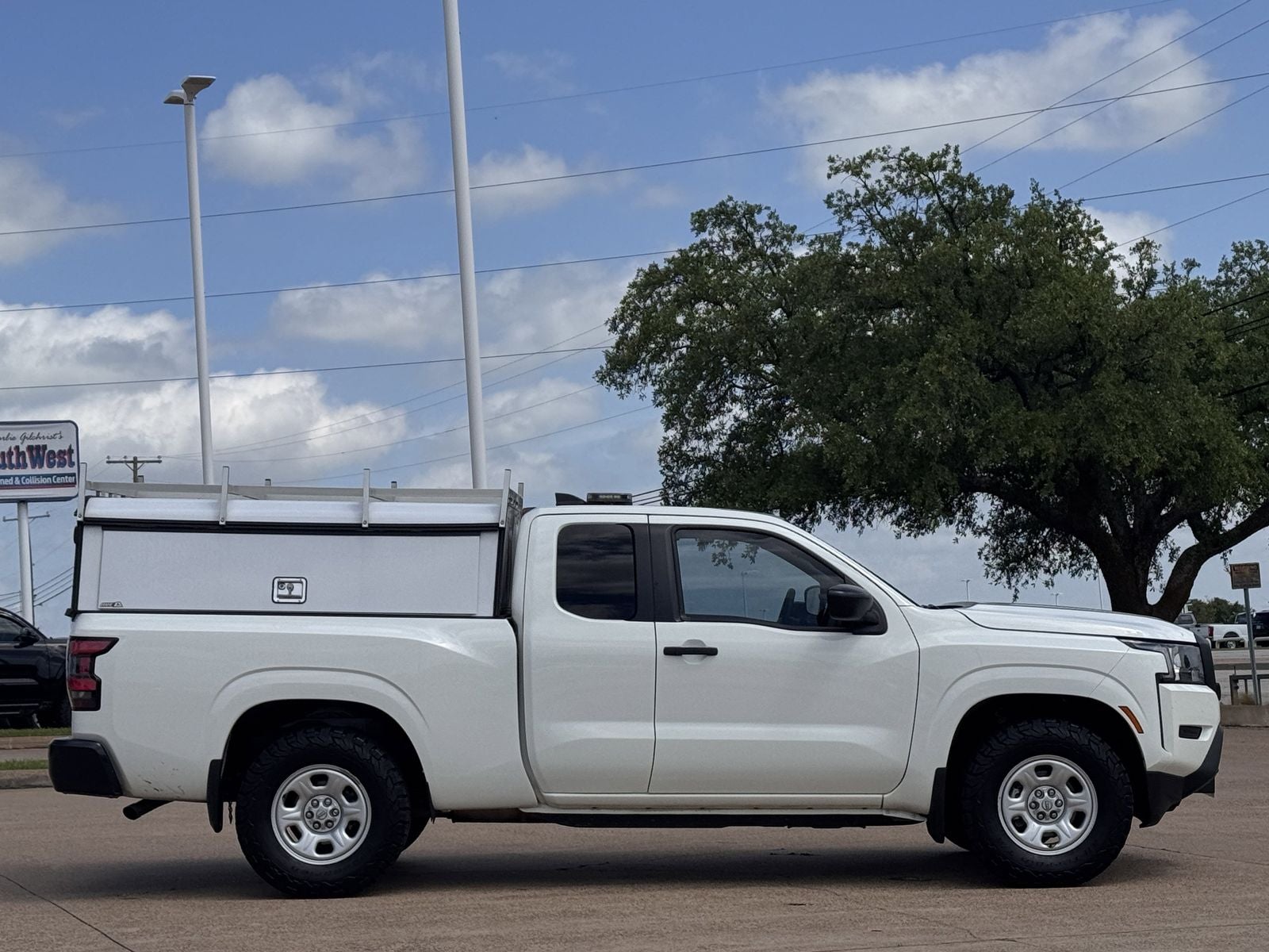 2023 Nissan Frontier S