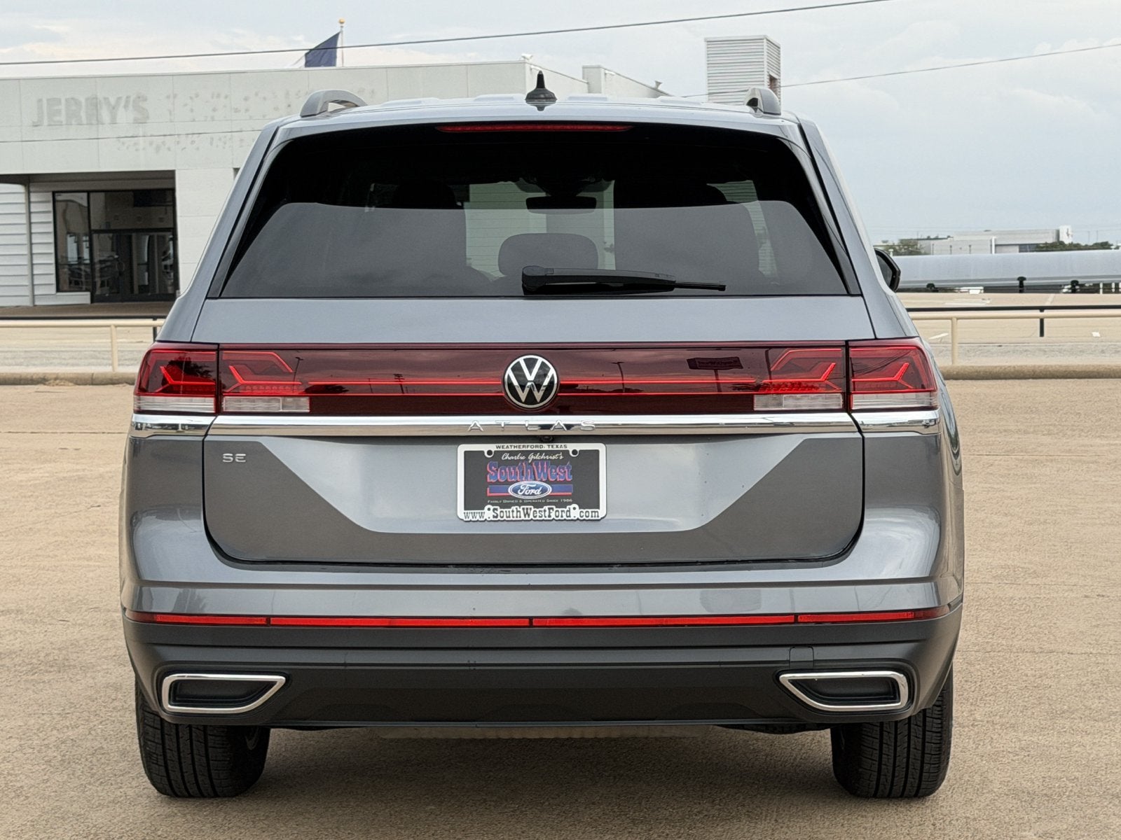 2024 Volkswagen Atlas 2.0T SE