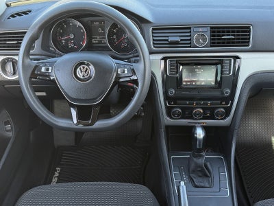 2016 Volkswagen Passat 1.8T S
