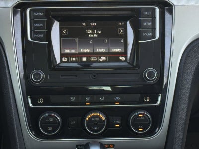 2016 Volkswagen Passat 1.8T S