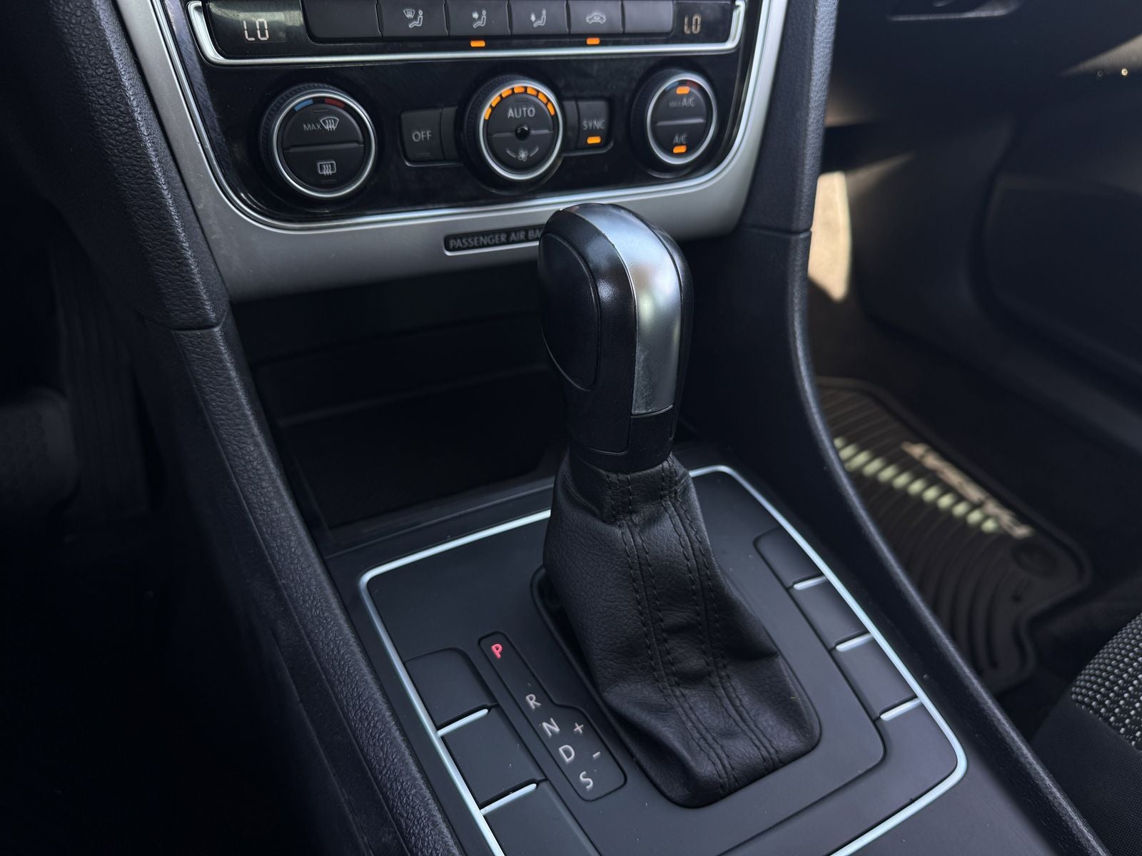 2016 Volkswagen Passat 1.8T S