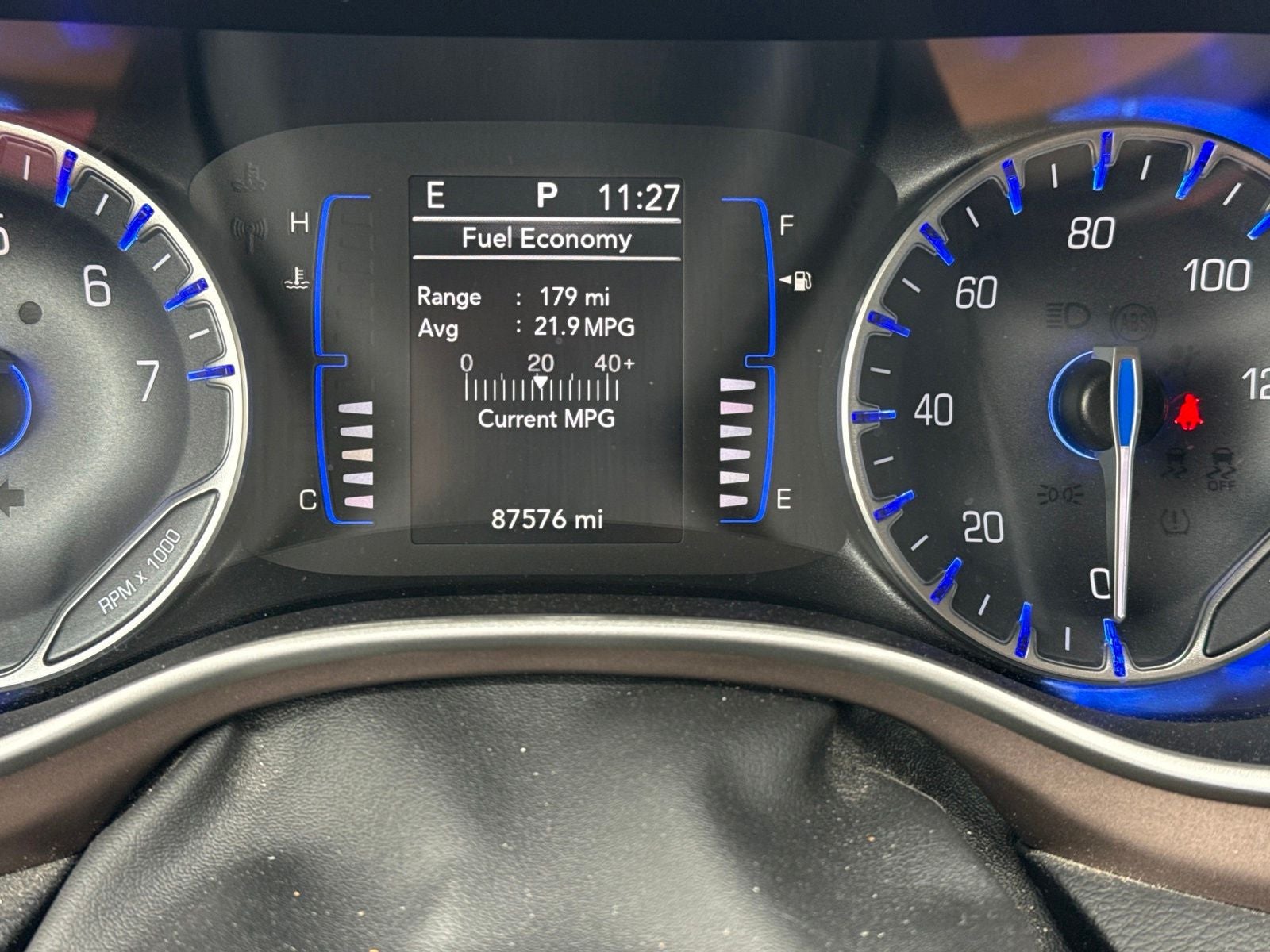 2021 Chrysler Voyager LXI