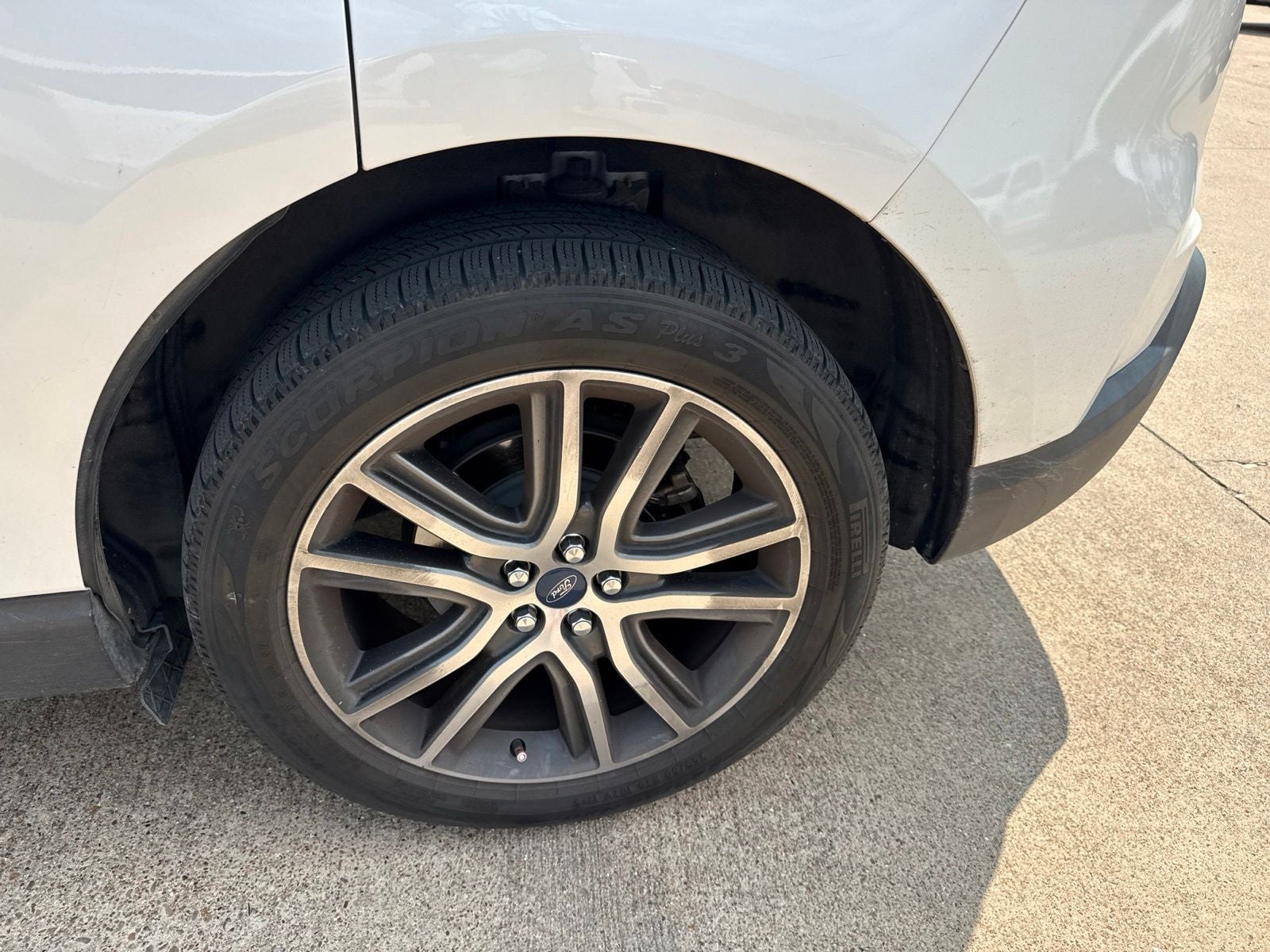 2019 Ford Edge Titanium