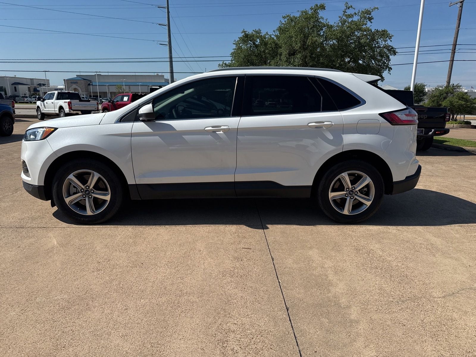 2022 Ford Edge SEL