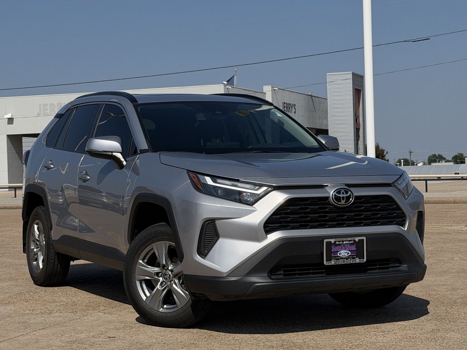 2024 Toyota RAV4 XLE