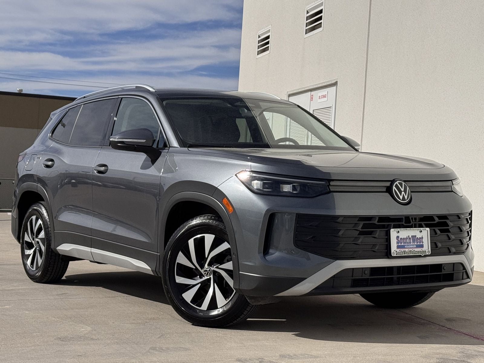 2025 Volkswagen Tiguan 2.0T S