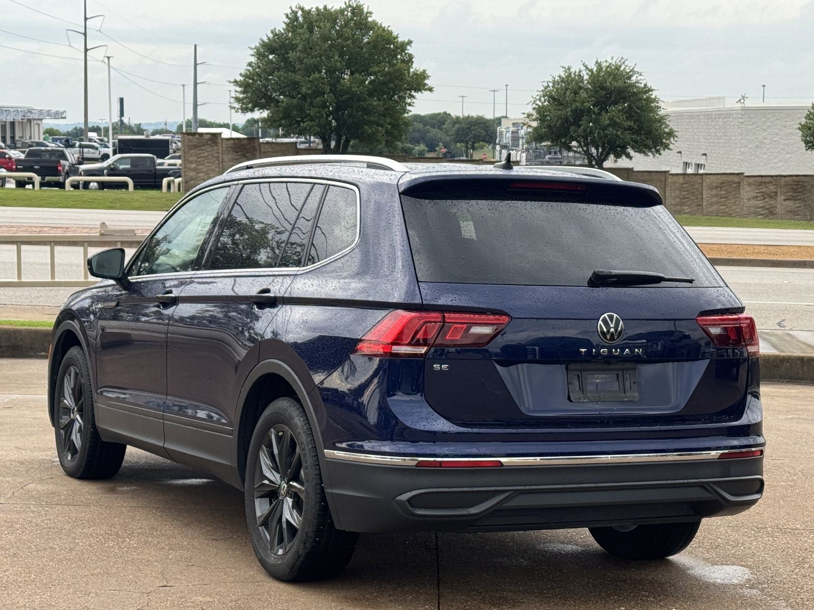2024 Volkswagen Tiguan 2.0T SE