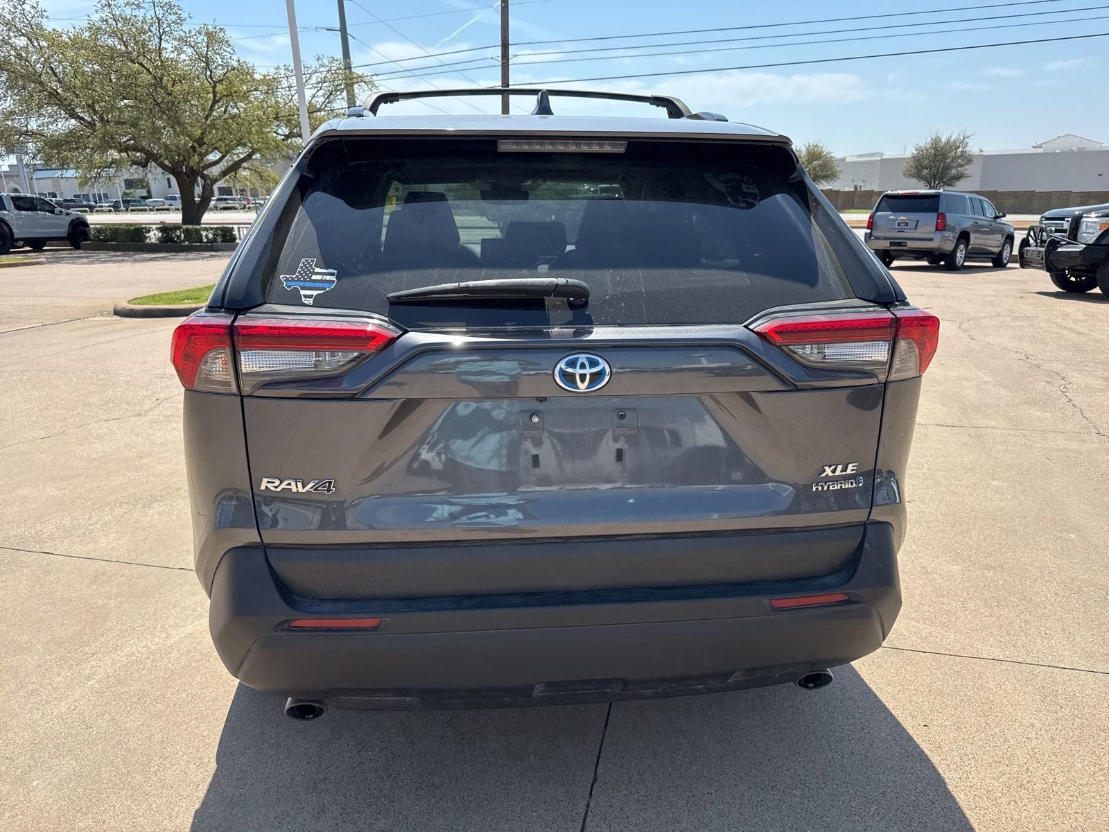 2022 Toyota RAV4 Hybrid XLE