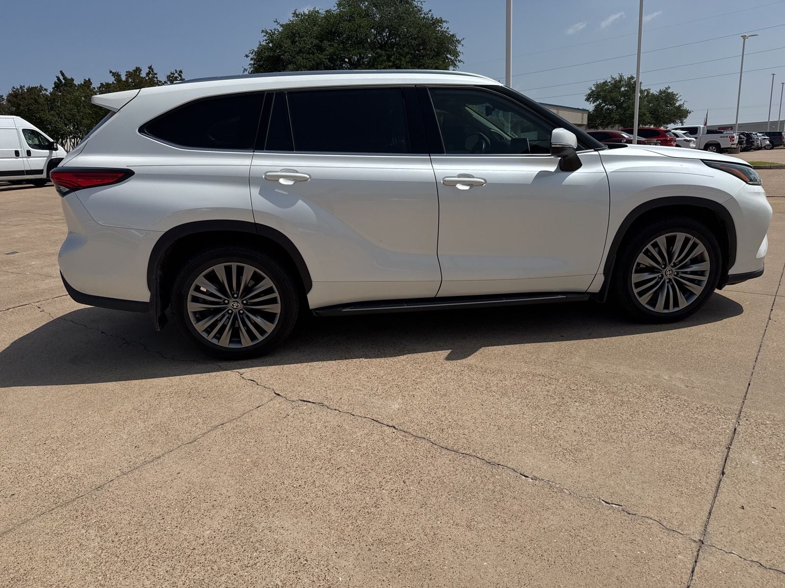 2021 Toyota Highlander Platinum