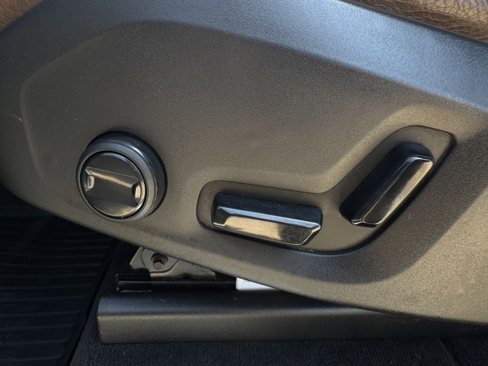 2019 Volvo XC90 T6 Momentum