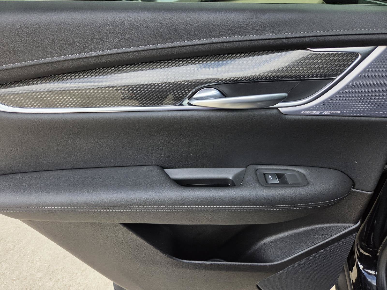 2023 Cadillac XT5 Sport