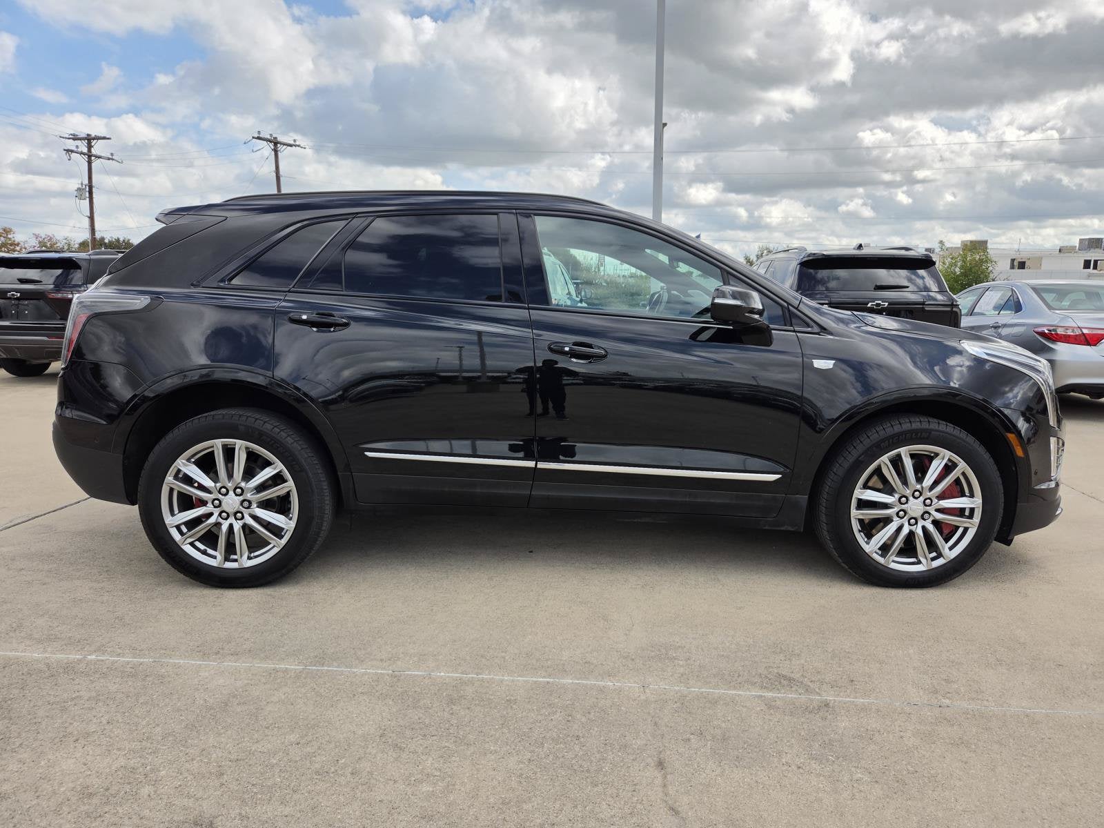 2023 Cadillac XT5 Sport