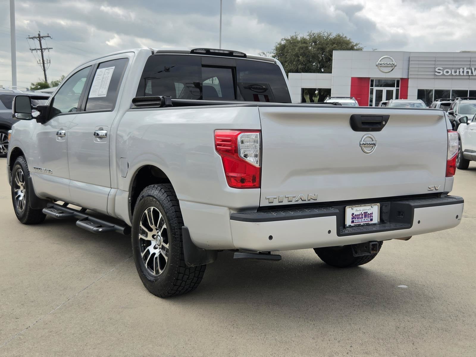 2020 Nissan Titan SV