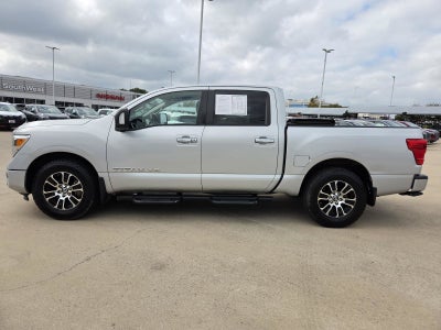 2020 Nissan Titan SV