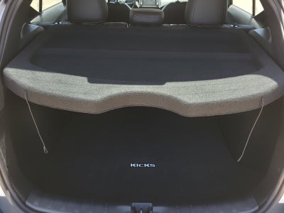 2019 Nissan Kicks SR