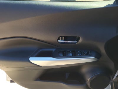 2019 Nissan Kicks SR