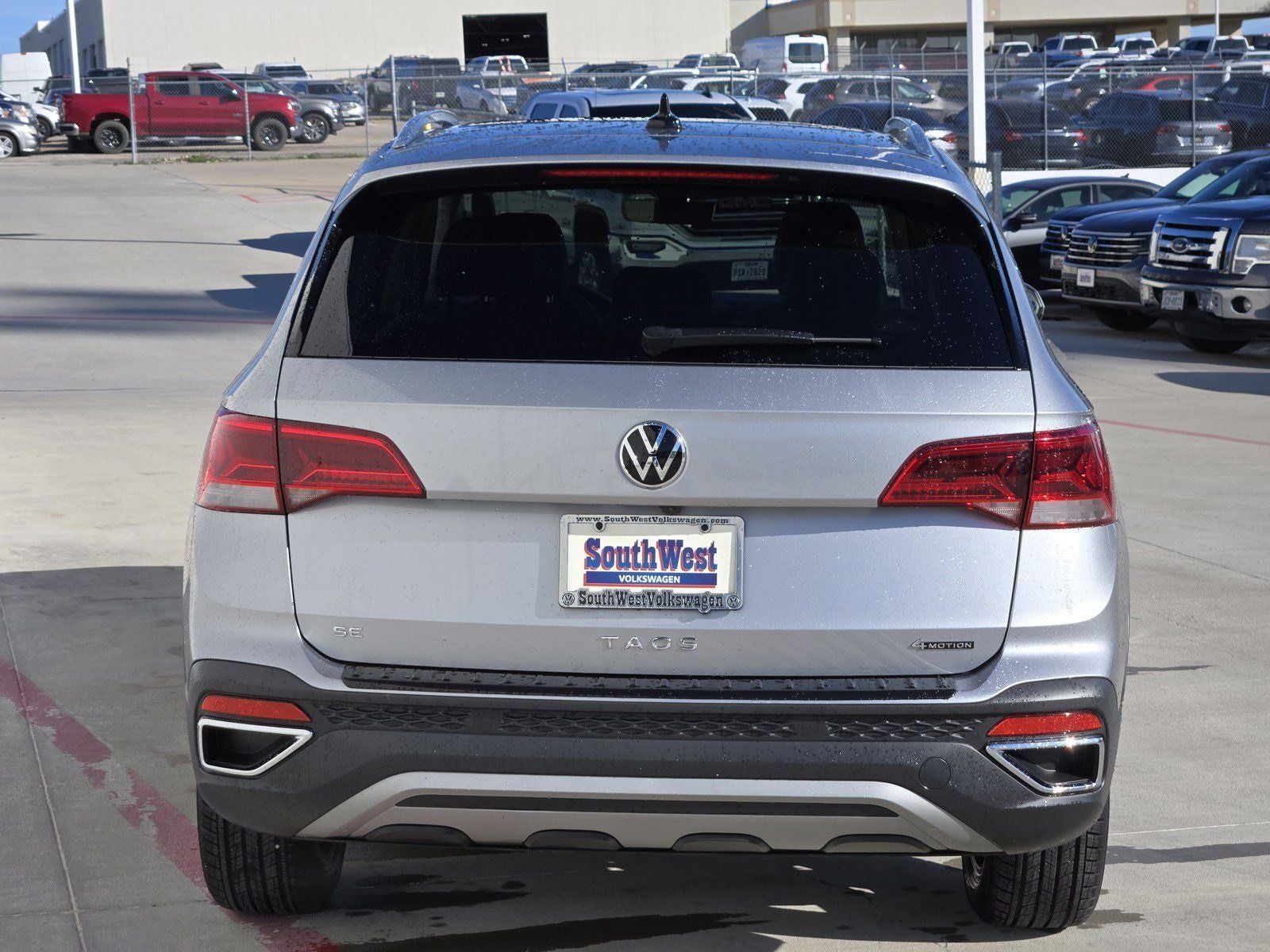 2024 Volkswagen Taos 1.5T SE