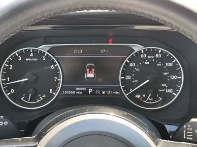 2022 Nissan Pathfinder SL