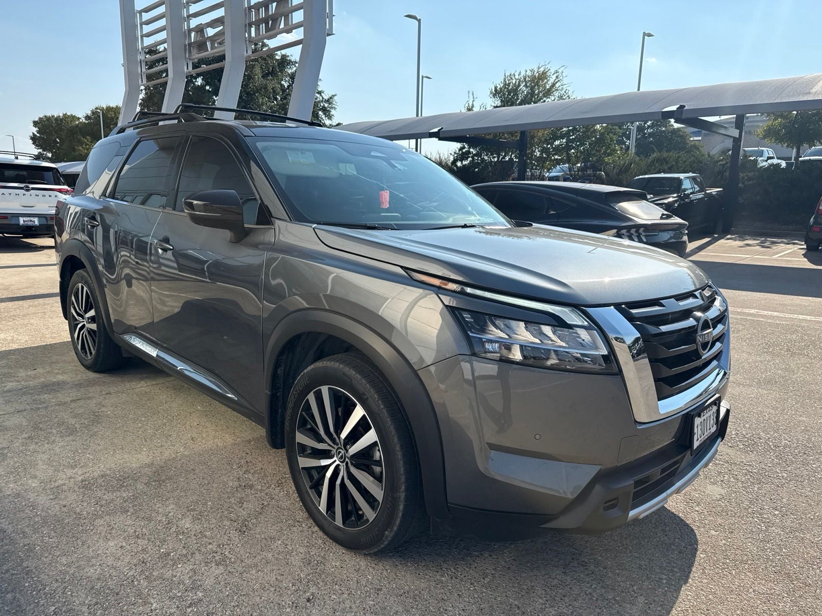 2024 Nissan Pathfinder Platinum